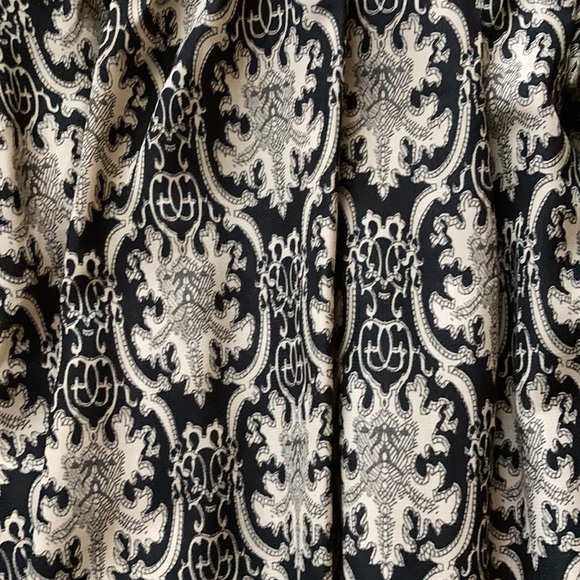 Mac C London Skirt - Picture 2 of 3